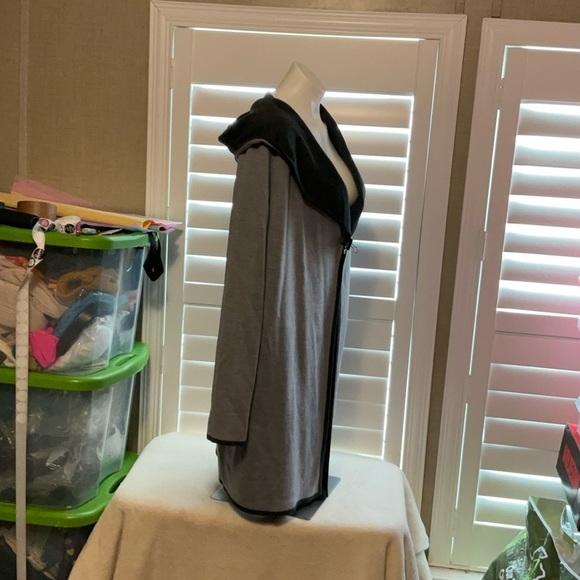 Blanc Noir Charcoal Knit Cardigan - Picture 3 of 8